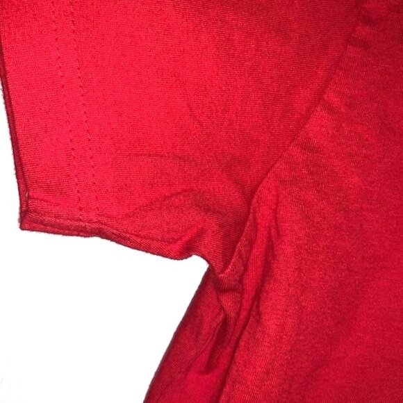 Universal Studios Happy Holidays Youth XL Red T-Shirt - Picture 5 of 7